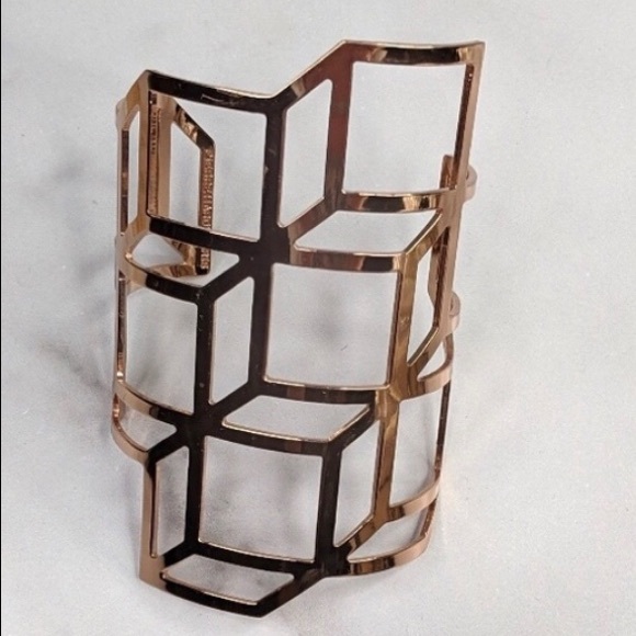 Rose gold cuff - Picture 1 of 5